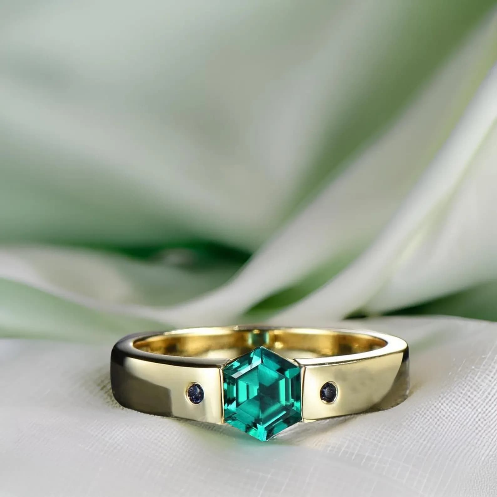 Men's Hexagon Emerald Wedding Band: Blue Stone Sterling Silver Ring